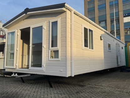 Kunststof stacaravan winterhard cv 2 slaapkamers 11.20 x 3.85 25.950,-