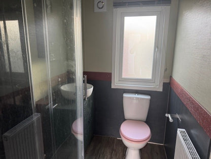 Kunststof stacaravan winterhard cv 2 slaapkamers 11.20 x 3.85 25.950,-