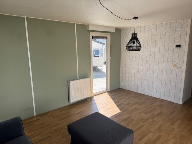 ** Kunststof chalet 12 x 385 3 slaapkamers 37.950,-**