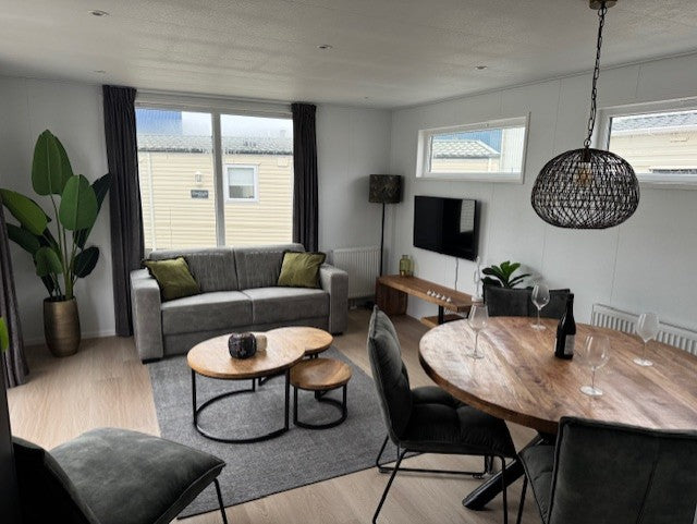 Onderhoudsvrij chalet/mantelzorgwoning 12.00 x 4.00 - 2 slaapkamers.79.950,-