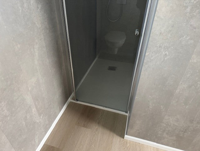 Onderhoudsvrij chalet/mantelzorgwoning 12.00 x 4.00 - 2 slaapkamers.79.950,-