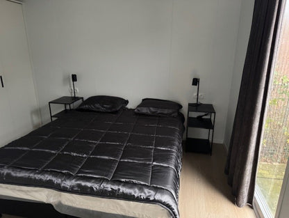 Onderhoudsvrij chalet/mantelzorgwoning 12.00 x 4.00 - 2 slaapkamers.79.950,-