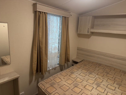 Atlas everglade 11 x 370 3 slaapkamers douche/2x toilet 25.950,- Als nieuw!!