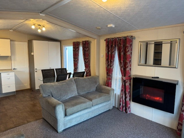 Kunststoff-Chalet 10,00 x 4,00 – 2 Schlafzimmer. VERKAUFT!