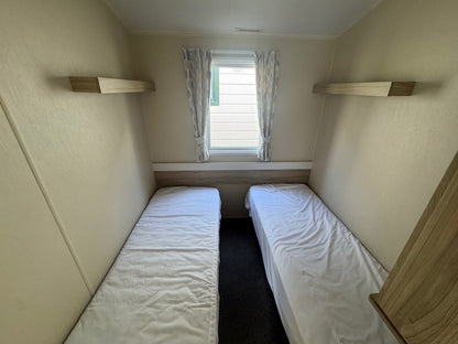 ** Willerby salsa 10.50 x 3.70 3 slaapkamers 24.750,-**