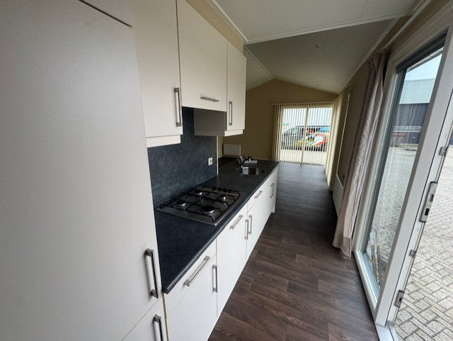 **TOP chalet 12.00 x 4.60 2 slaapkamers spiegelbeeld 59.950,-**